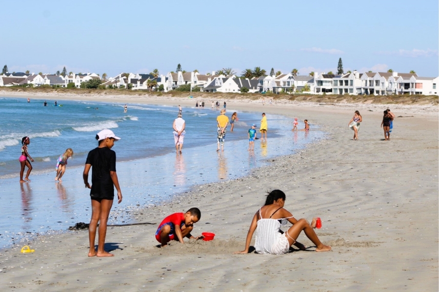 2 Bedroom Property for Sale in Brittania Beach Estate Western Cape